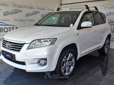 Toyota RAV4 2.2 d-4d Executive auto TAGLIANDI TOYOTA X EURO 8000! Bianco usata Limatola Toyota RAV4 2.2 d-4d Executive auto TAGLIANDI TOYOTA X EURO 8000! Bianco usata Limatola