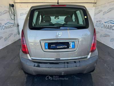 Lancia Musa 1.3 mjt Oro NEOPATENTATI! Oro usata Limatola