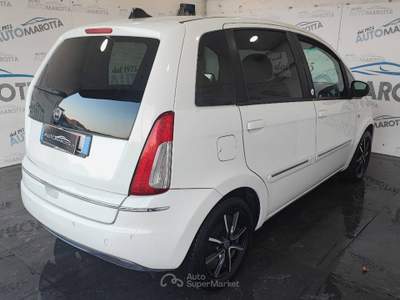 Lancia Musa 1.4 8v Platinum ecochic Gpl Bianco usata Limatola