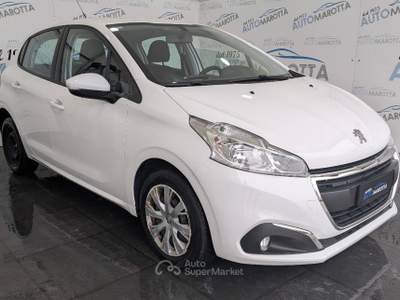 Peugeot 208  Bianco usata Limatola