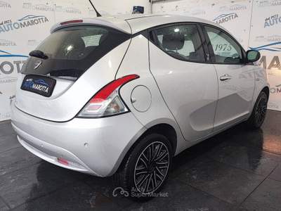 Lancia Ypsilon 1.3 mjt Mya s&s 95cv Argento usata Limatola
