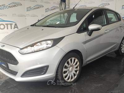 Ford Fiesta 1.5 tdci Business 75cv 5p E6 Argento usata Limatola