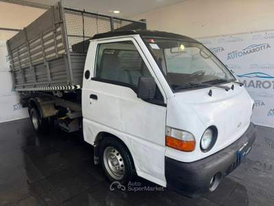 Hyundai Tucson 2.5 td Truck CASSONE RIBALTABILE GEMELLATO! Bianco usata Limatola