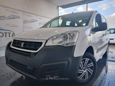 Peugeot Partner 1.6 bluehdi 75cv L1 Pro 2p.ti E6 KM REALI! Bianco usata Limatola