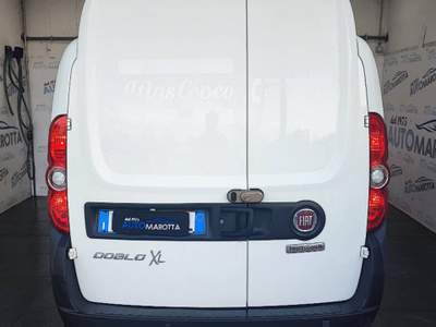 Fiat Doblò Cargo maxi XL 1.6 mjt 105cv LH2 SCAFFALATURA WURTH! Bianco usata Limatola