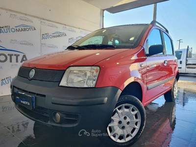 Fiat Panda 1.3 mjt 16v Climbing 4x4 Rosso usata Limatola