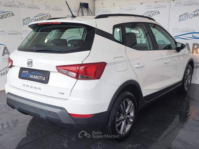 Seat Arona 1.0 tgi Style 90cv Bianco usata Limatola