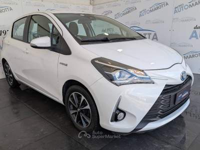 Toyota Yaris 1.5h Active my18 Bianco usata Limatola