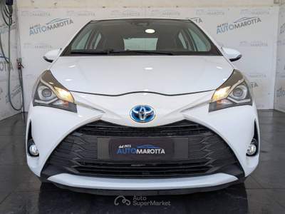 Toyota Yaris 1.5h Active my18 Bianco usata Limatola