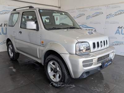 Suzuki Jimny 1.5 ddis td 4wd Argento usata Limatola