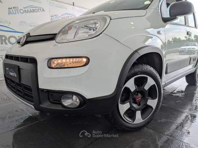 Fiat Panda 1.3 mjt 16v 4x4 s&s 95cv Bianco usata Limatola
