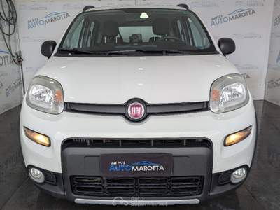 Fiat Panda 1.3 mjt 16v 4x4 s&s 95cv Bianco usata Limatola