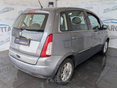 Lancia Musa 1.3 mjt Platino 90cv Grigio usata Limatola