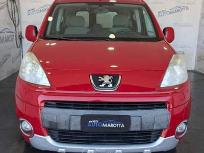 Peugeot Partner 1.6 hdi Active (premium) 112cv E5 Rosso usata Limatola
