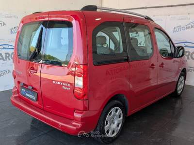 Peugeot Partner 1.6 hdi Active (premium) 112cv E5 Rosso usata Limatola