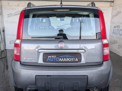 Fiat Panda 1.3 mjt 16v Climbing 4x4 75cv ELD! Grigio usata Limatola