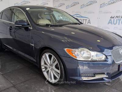 Jaguar XF 2.7d Luxury auto UNI-PROPRIETARIO! Blu/Azzurro usata Limatola