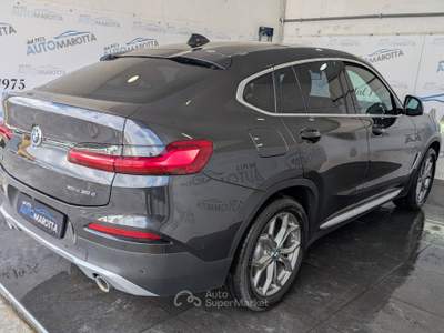 BMW X4 Xdrive20d xLine TAGLIANDI UFFICIALI BMW! Grigio usata Limatola