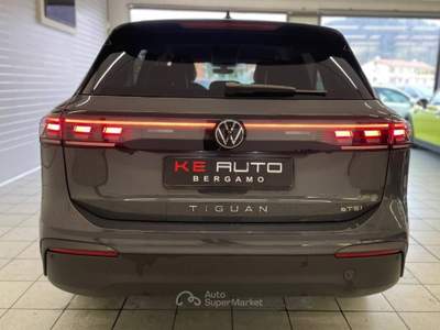 Volkswagen Tiguan 1.5 etsi R-Line 150cv dsg Grigio usata Mozzo