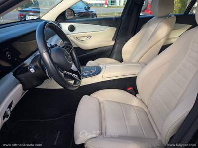 Mercedes-Benz Classe E E 300 d 4Matic Auto EQ-Boost Sport Nero usata Tavagnacco