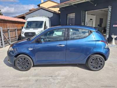 Lancia Ypsilon Ypsilon 1.0 FireFly 5p.S&S Silver Plus 2023 Blu/Azzurro usata Prato