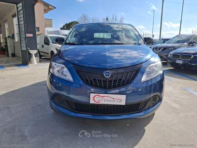 Lancia Ypsilon Ypsilon 1.0 FireFly 5p.S&S Silver Plus 2023 Blu/Azzurro usata Prato