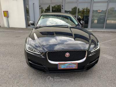 Jaguar XE NON FUMATORE Nero usata Perugia