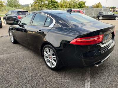 Jaguar XE NON FUMATORE Nero usata Perugia