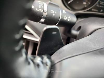 Jaguar XE NON FUMATORE Nero usata Perugia