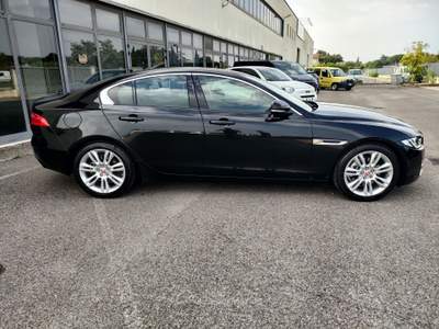 Jaguar XE NON FUMATORE Nero usata Perugia