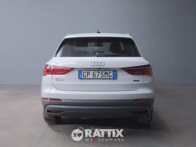 Audi Q3 q3 35 2.0 tdi business quattro s-tronic Bianco usata Barzago