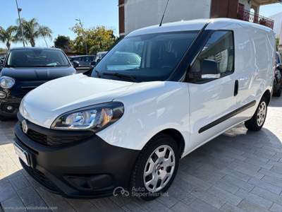 Fiat Doblò Doblò 1.6 MJT 120CV PC-TN Cargo Lounge 3 POSTI Bianco usata Somma Vesuviana