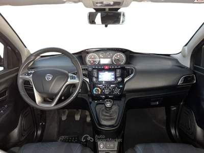 Lancia Ypsilon III 2015 1.0 hybrid Gold s&s 70cv Grigio usata Torino