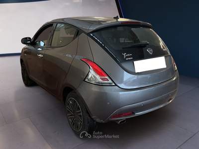 Lancia Ypsilon III 2015 1.0 hybrid Gold s&s 70cv Grigio usata Torino