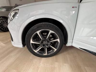 Audi Q3 SPB Quattro 200CV S-Line Edition 2022 Bianco usata Santeramo in Colle
