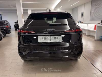 Audi Q3 1.5 tfsi mhev Sline edition 150cv s-tronic Black P Nero usata Meda