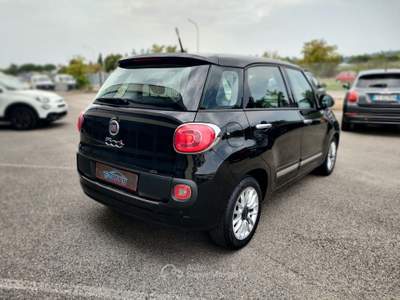 Fiat 500L . Nero usata Perugia
