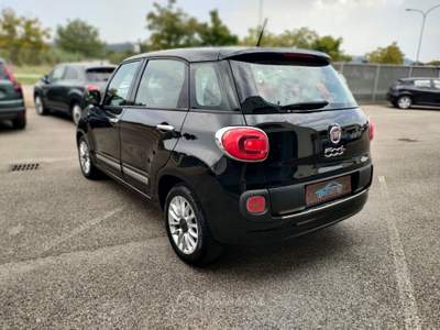 Fiat 500L . Nero usata Perugia
