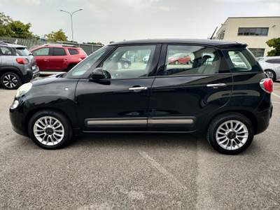 Fiat 500L . Nero usata Perugia