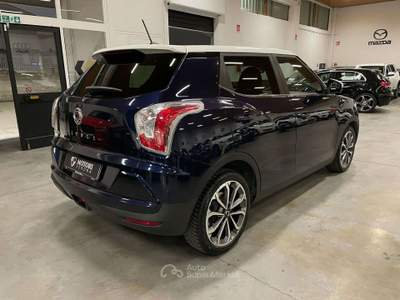 SsangYong Tivoli Tivoli 1.6d Be navi 2wd auto XDI Blu/Azzurro usata Verona