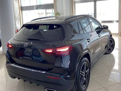 Mercedes-Benz GLA 200d AMG Line Premium Night Edition Nero usata San Felice a Cancello