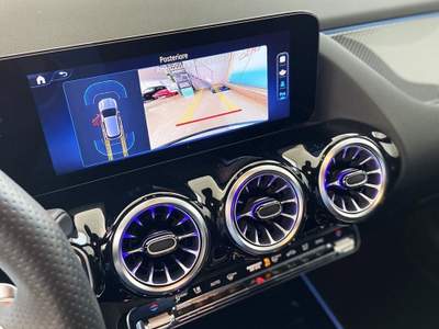 Mercedes-Benz GLA 200d AMG Line Premium Night Edition Nero usata San Felice a Cancello