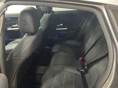 Mercedes-Benz GLA 200d AMG Line Premium | tetto apribile|night edition Grigio usata San Felice a Cancello