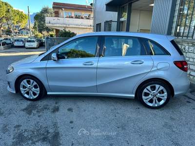 Mercedes-Benz Classe B B 200 d Automatic Sport Argento usata ISEO