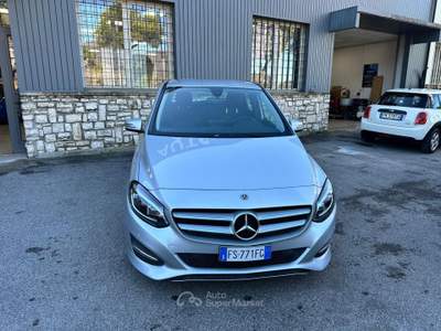 Mercedes-Benz Classe B B 200 d Automatic Sport Argento usata ISEO