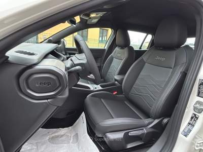 Jeep Avenger 1.2 MHEV e-Hybrid Turbo Altitude Bianco usata Rovigo