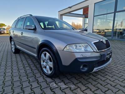Skoda Octavia/4&4 2.0 103kw SCOUT 4X4 usata Faenza