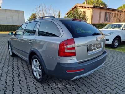 Skoda Octavia/4&4 2.0 103kw SCOUT 4X4 usata Faenza