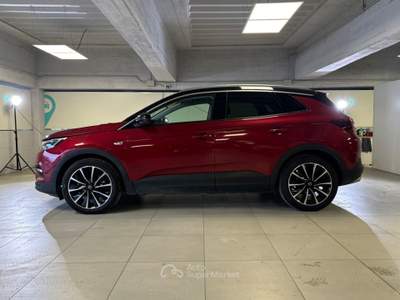 Opel Grandland X 1.6 Hybrid4 Plug-In AWD Rosso usata Milano