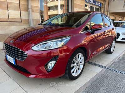 Ford Fiesta 5 porte Titanium Rosso usata Gravina in Puglia